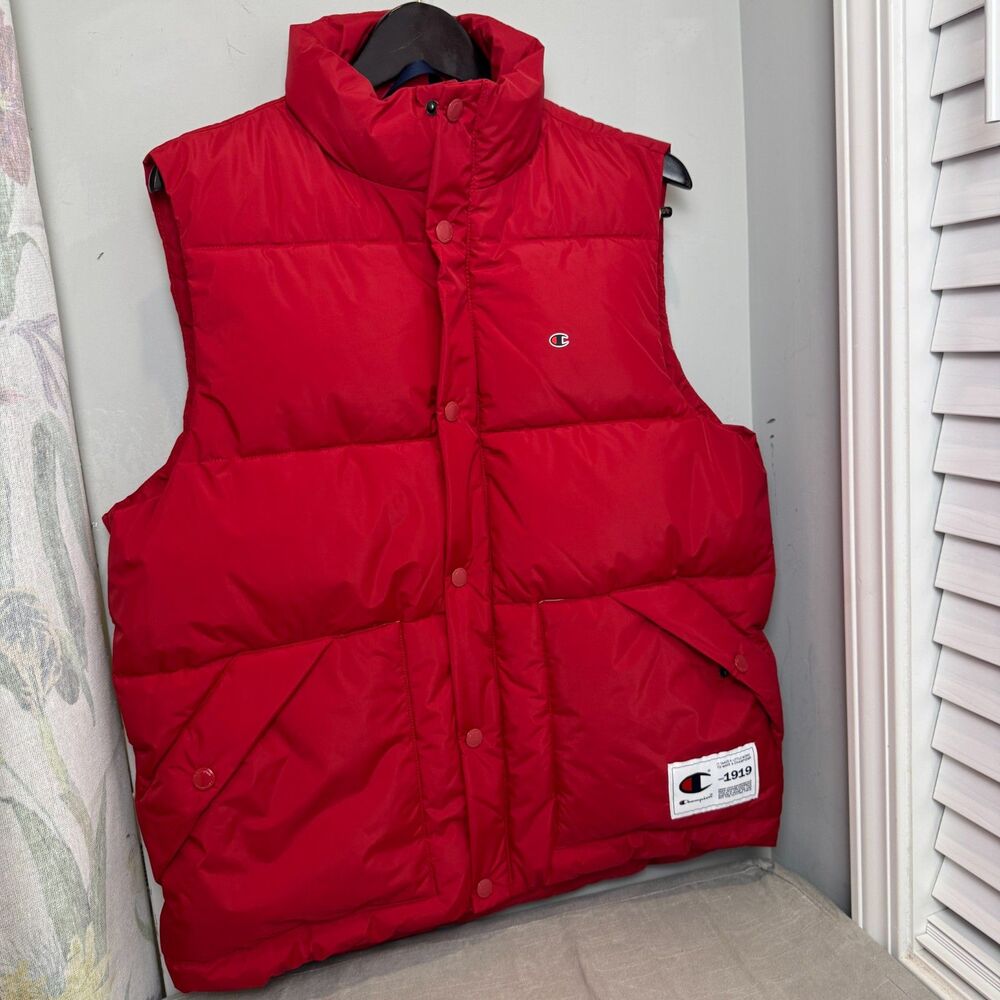 Champion Men's M Red Puffer Vest Quilted Full Zip Snap Front 1919 Logo NWOT